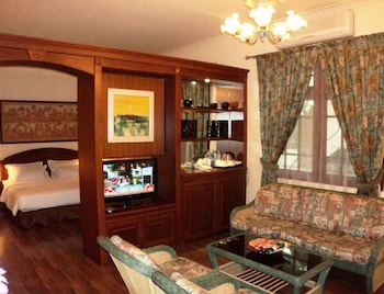 Narita Hotel Tulungagung 18/35