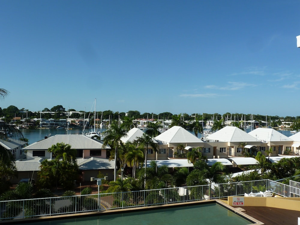 Cullen Bay Resorts By Vivo 44/49