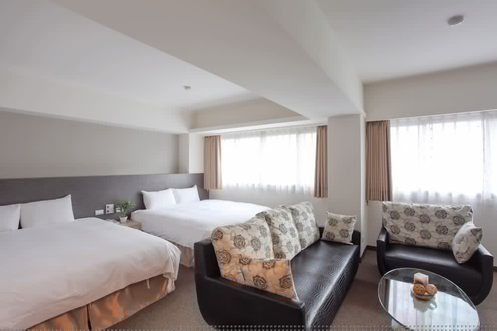 Ful Won Hotel 10/66