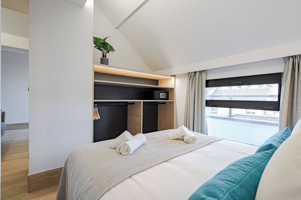 Feelathome Ventas Suites 6/50