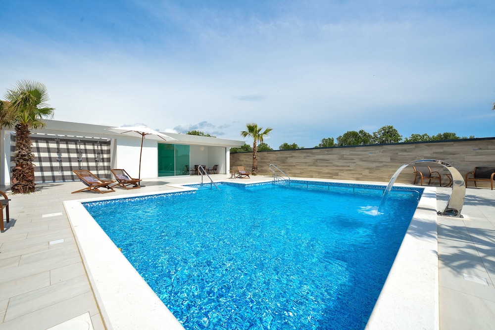Boutique Apartments Ad Astra 28/50
