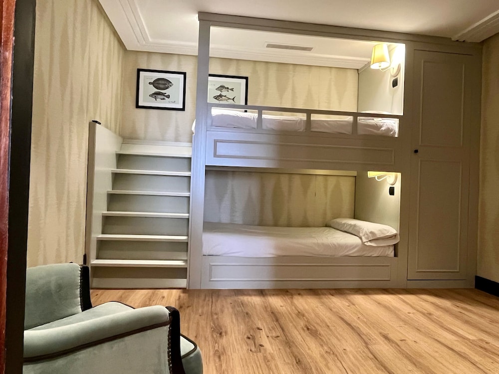 Hotel Bahia 37/76