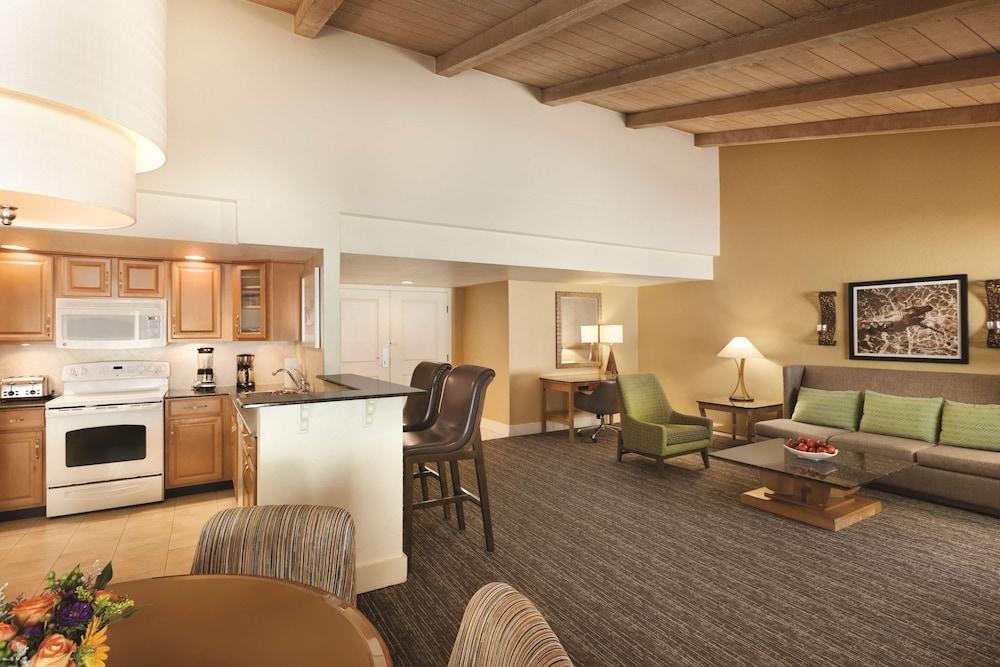Hilton Scottsdale Resort & Villas 51/77