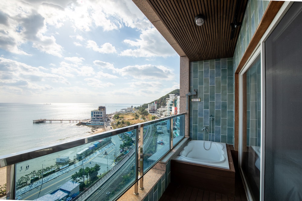 Songjeong Olla Hotel 28/50