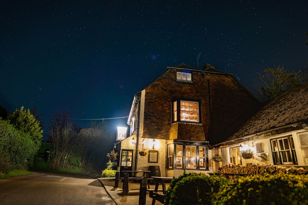 The Black Horse Inn 4/60