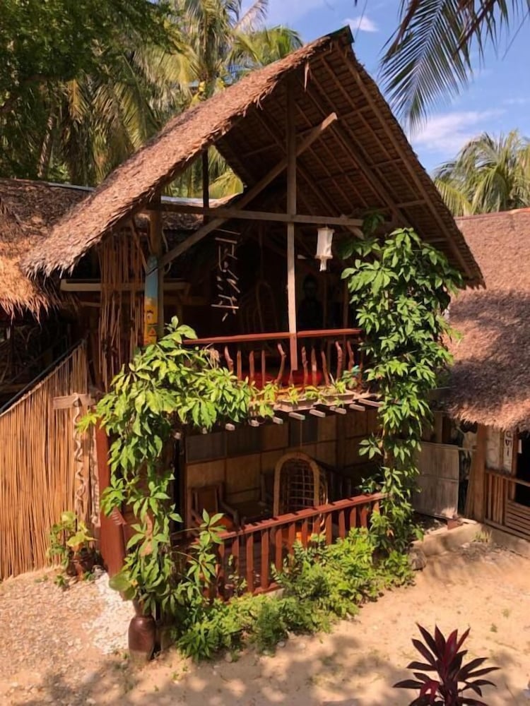 Amami Beach Resort 6/72