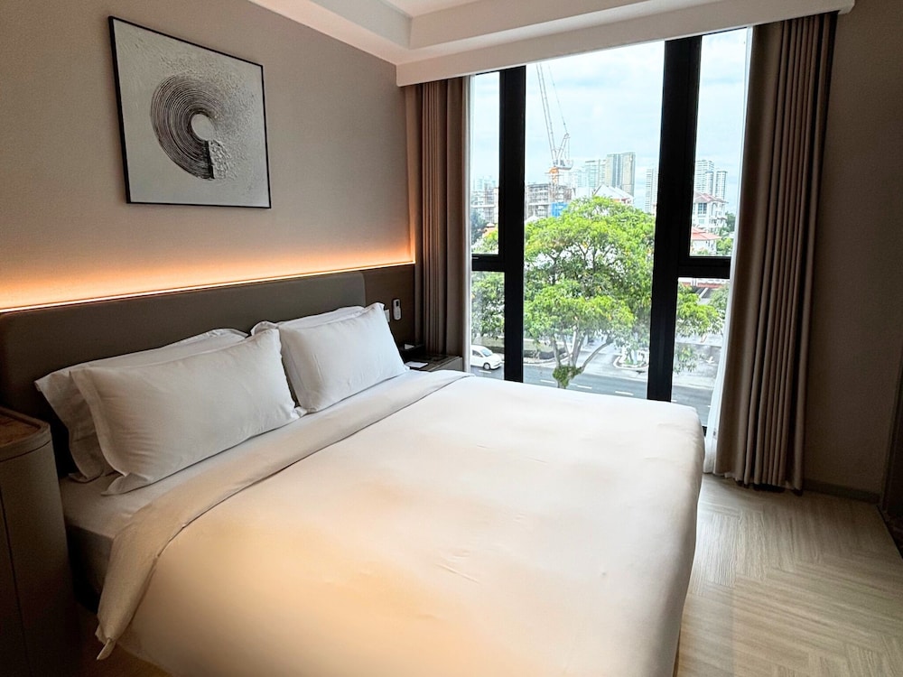 Landison Hotel Penang 7/50