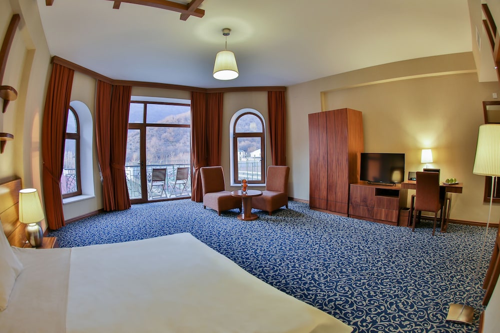 El Resort Hotel 29/50
