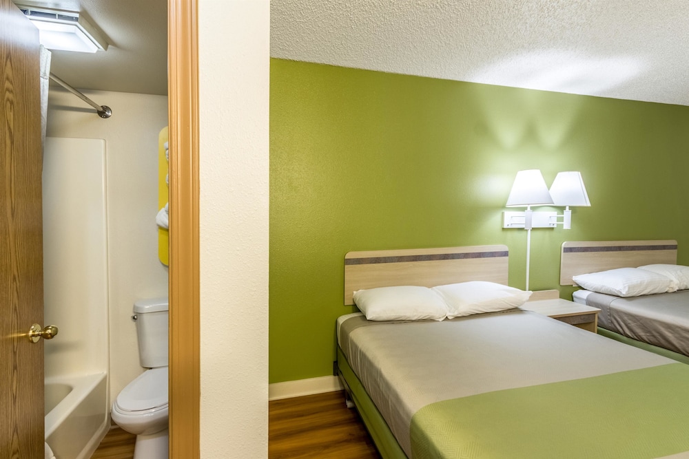 Motel6 Great Falls, MT 25/55