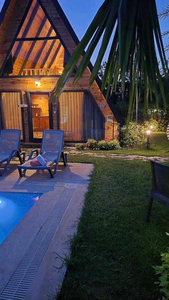 Teona Kartepe Bungalov 14/35