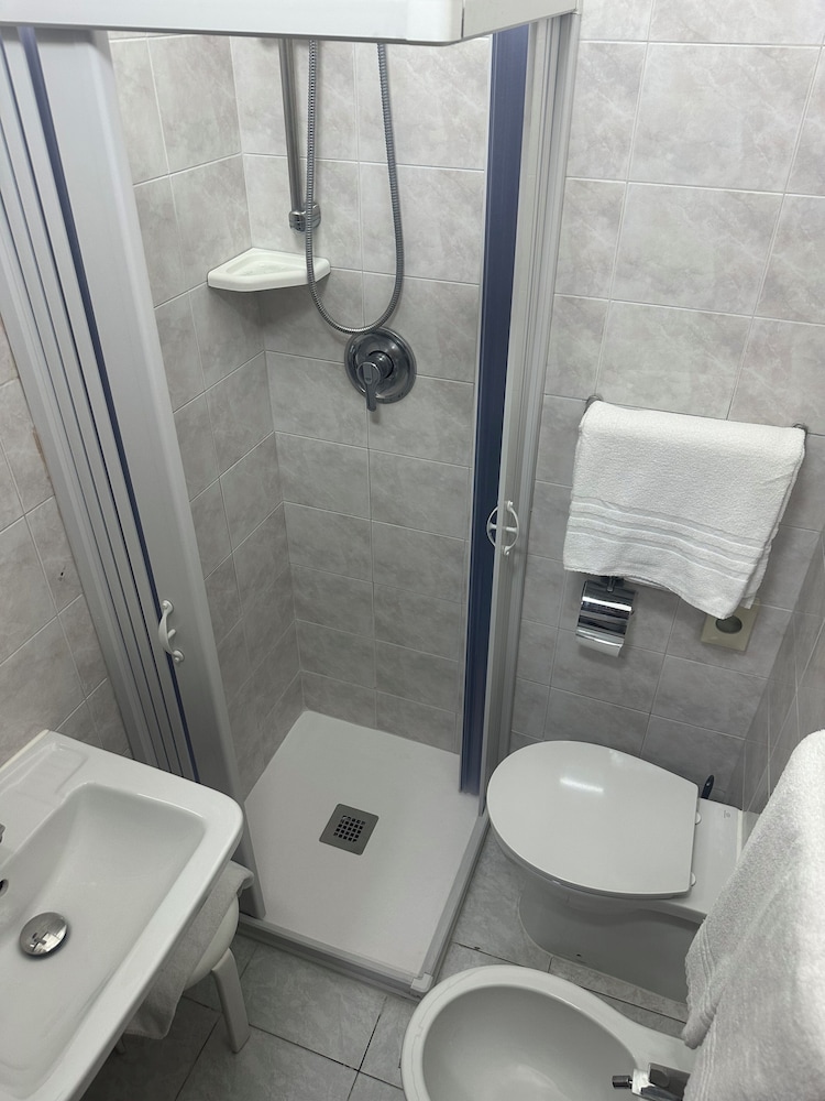 Hotel La Caravella 62/64