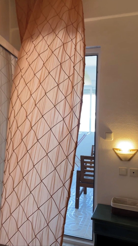 Victor-Eleni Hotel 65/94