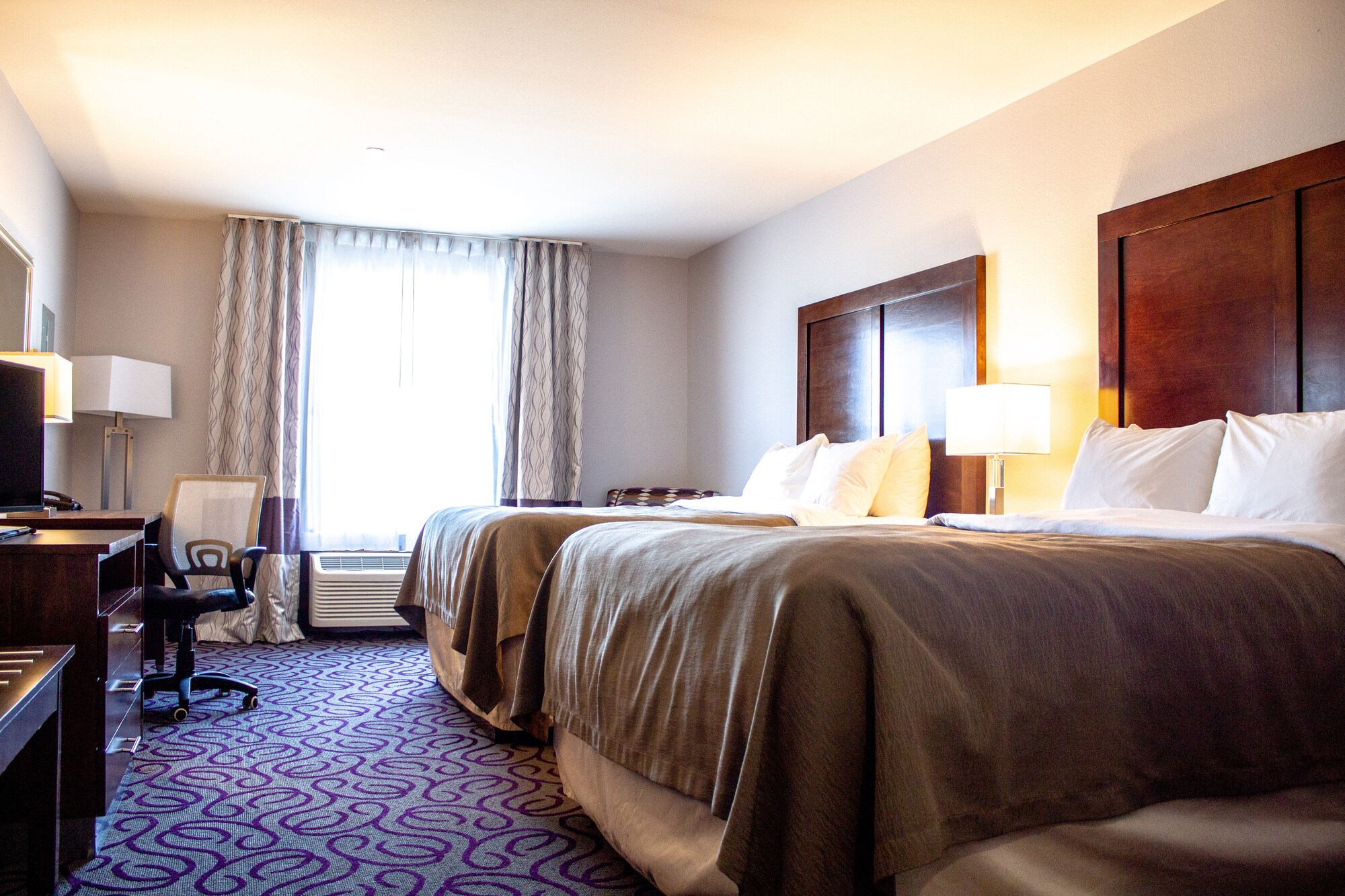 غرفة بسريرين كوين لذوي الإعاقة، Comfort Inn & Suites Lovington, NM 2/5