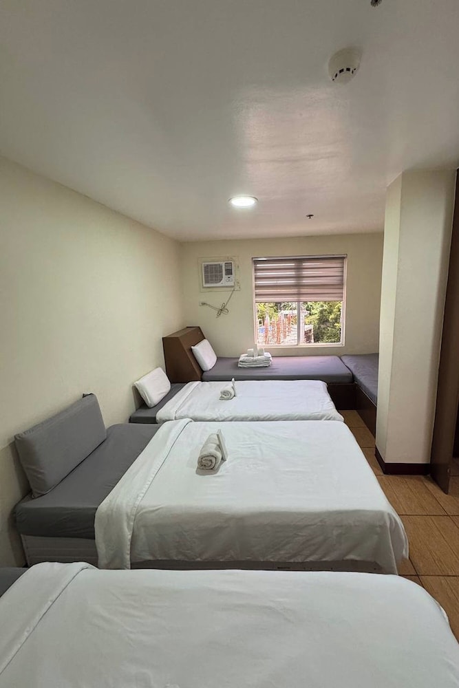 I m Inn Hotel Sorsogon near SM Terminal by ZUZU 15/41