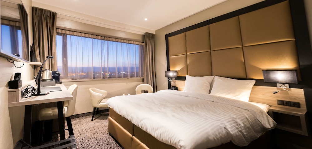 Room at Riva Hotel The Hague, DELFT
