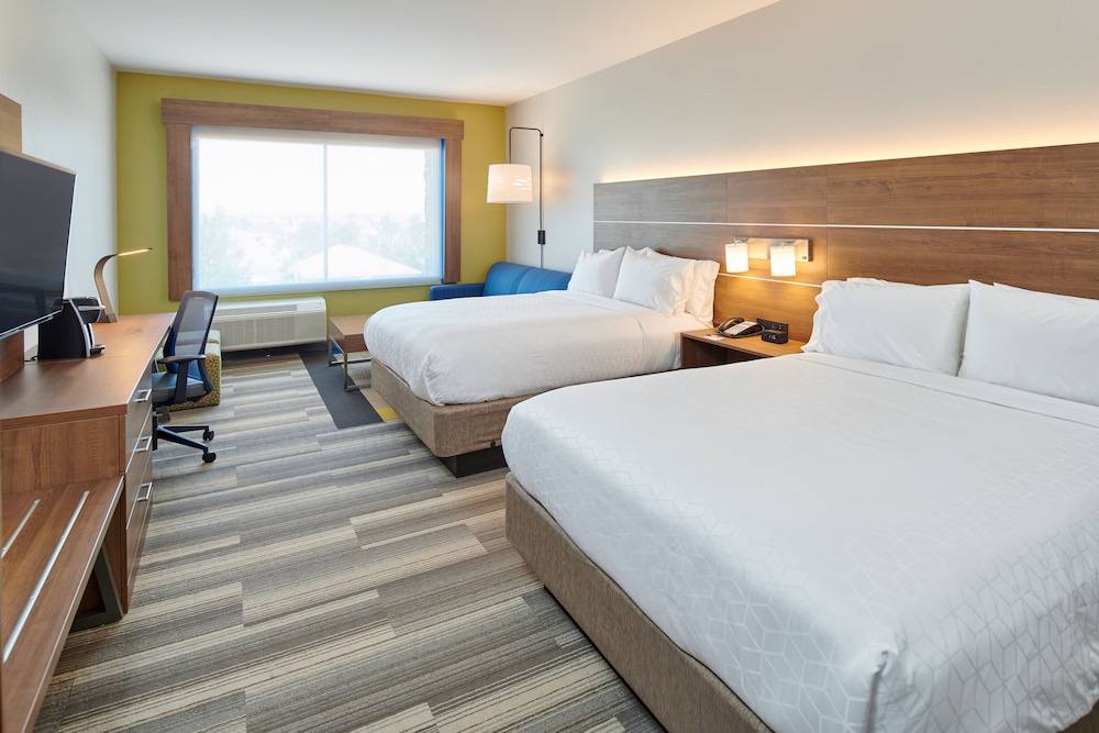 Holiday Inn Express and Suites El Paso East 17/59