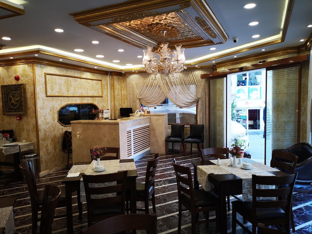 Angel's Garden Hotel 56/69