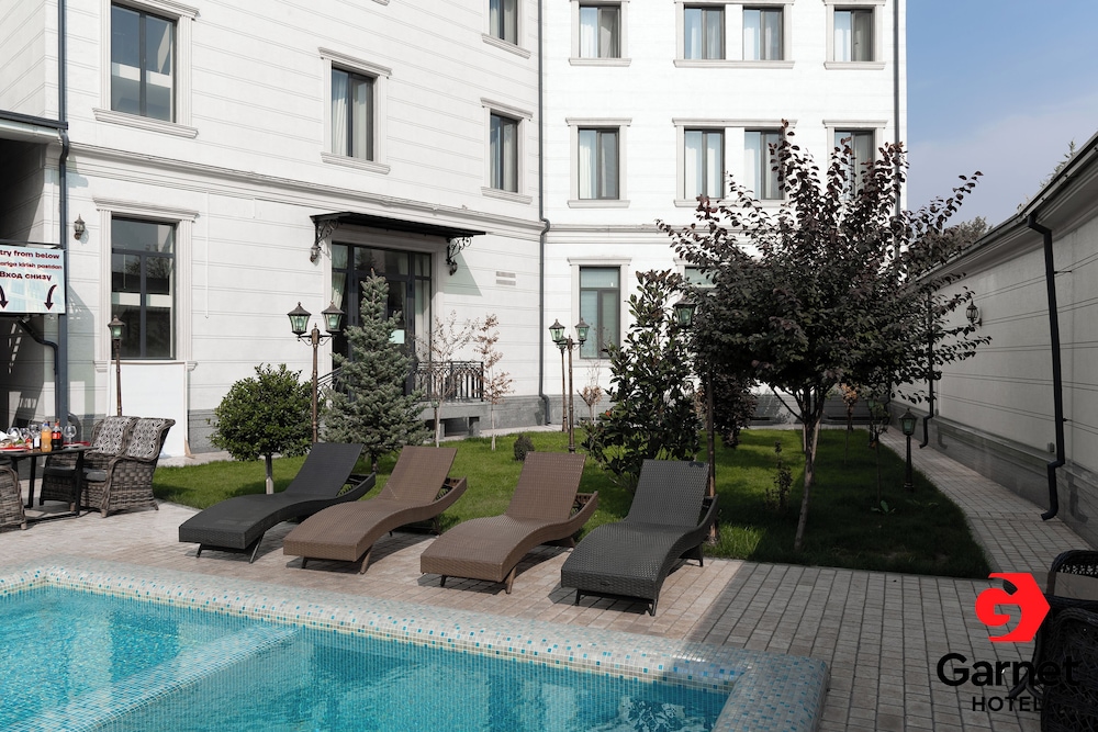 Garnet Hotel Tashkent 3/60