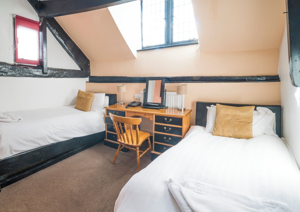 The White Hart Hotel 16/56