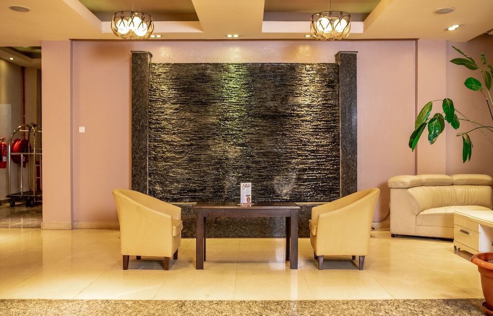 Ngong Hills Hotel 54/72