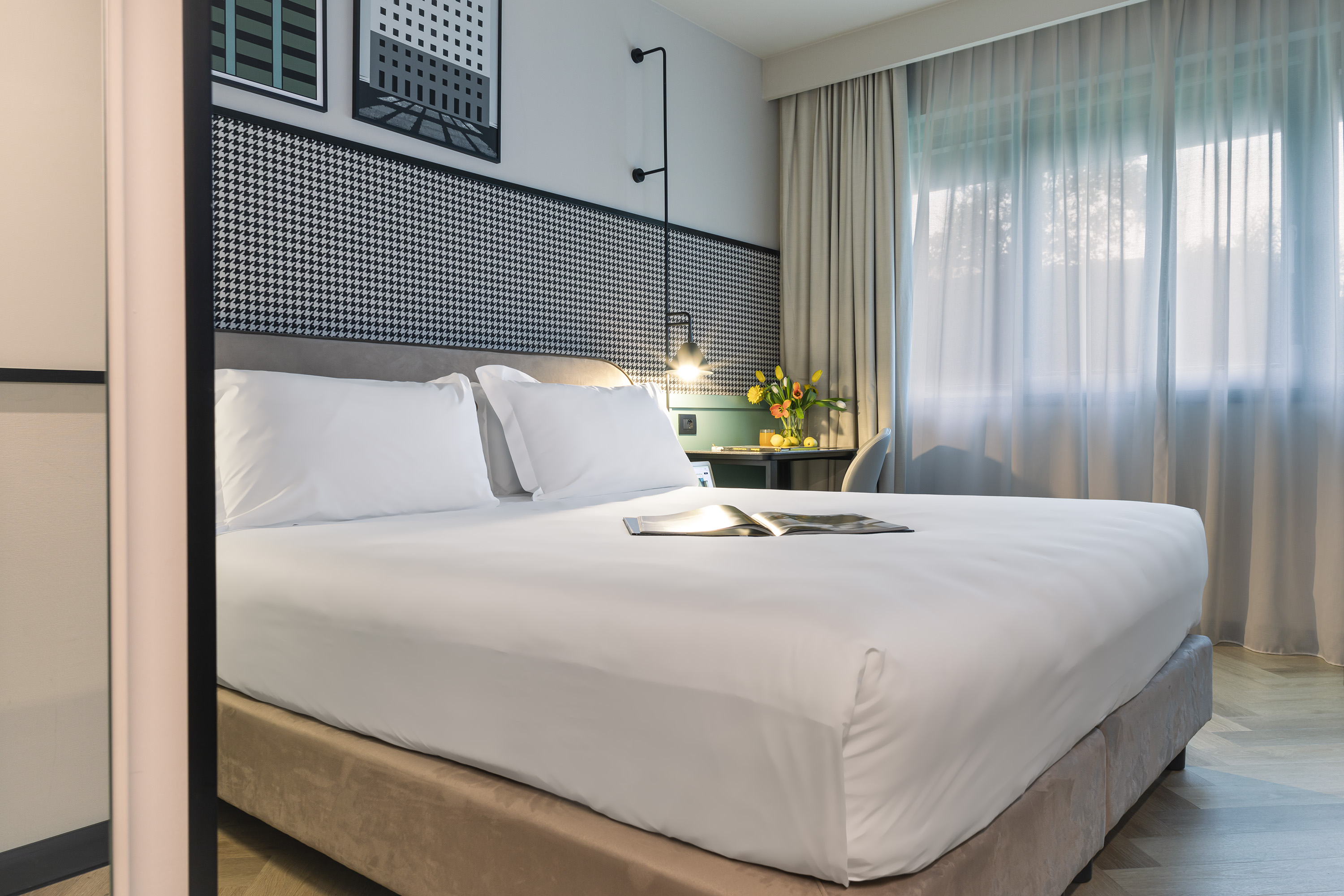 Room, King Bed, Accessible