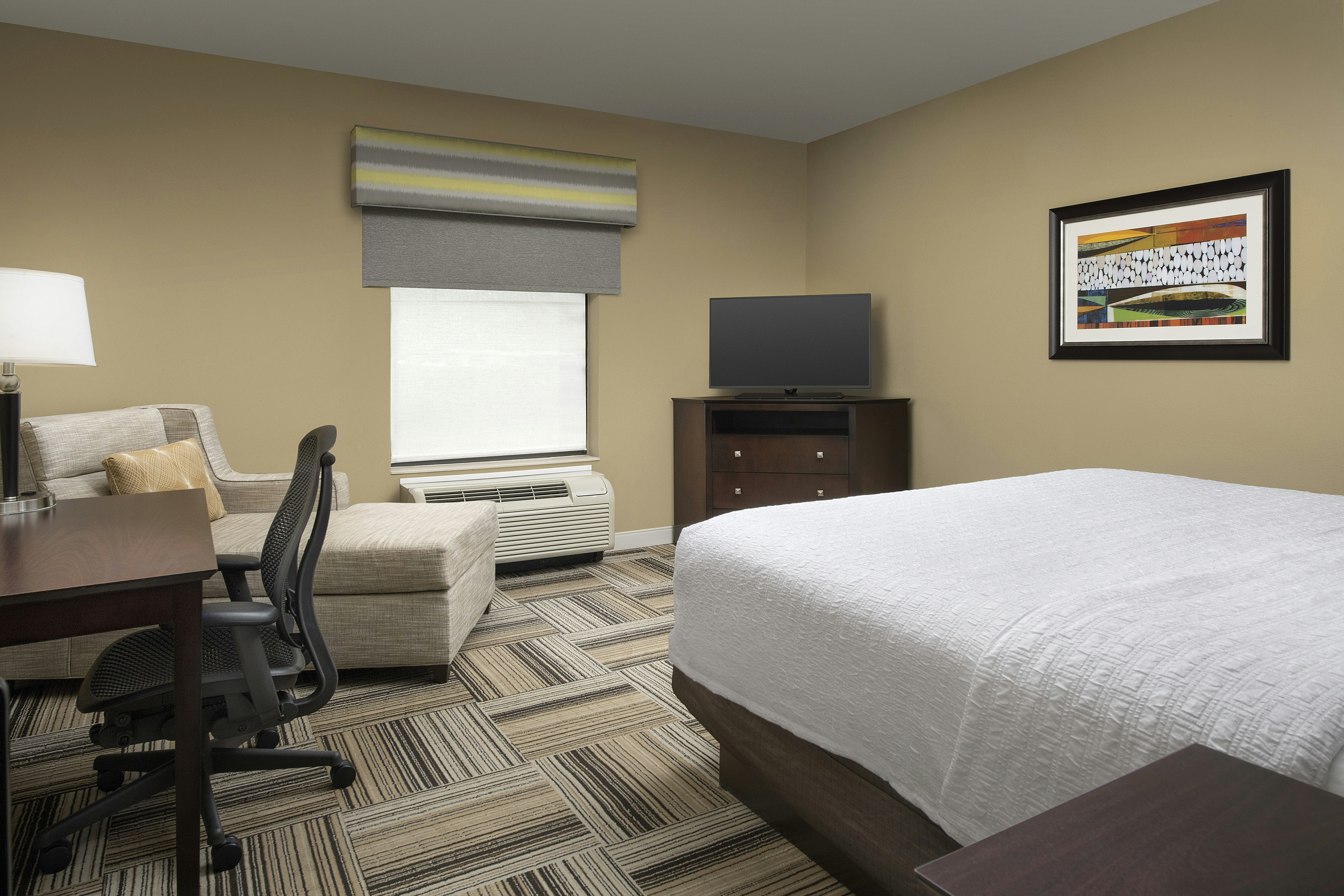 ROOM, KING BED