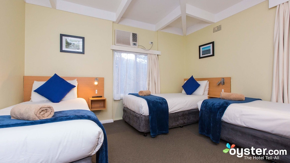 Sky Rider Motor Inn 25/69
