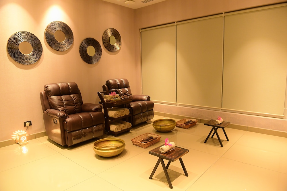 Novotel Guwahati GS Road 31/70