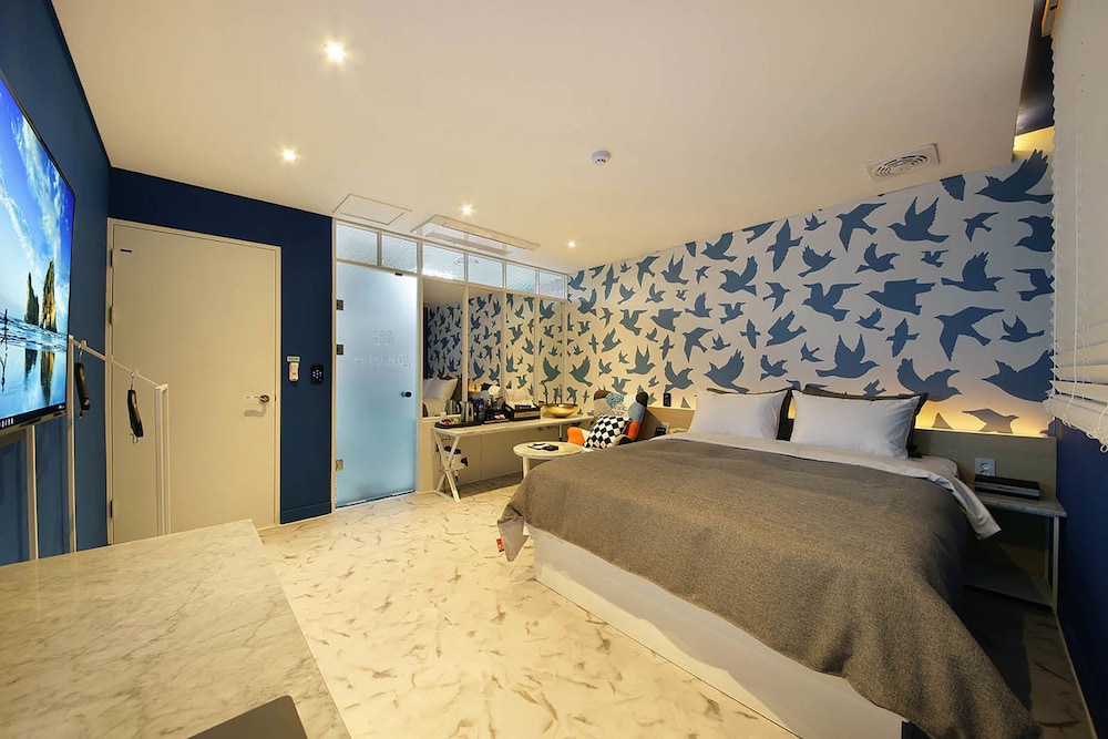 Hotel Nol 18/45