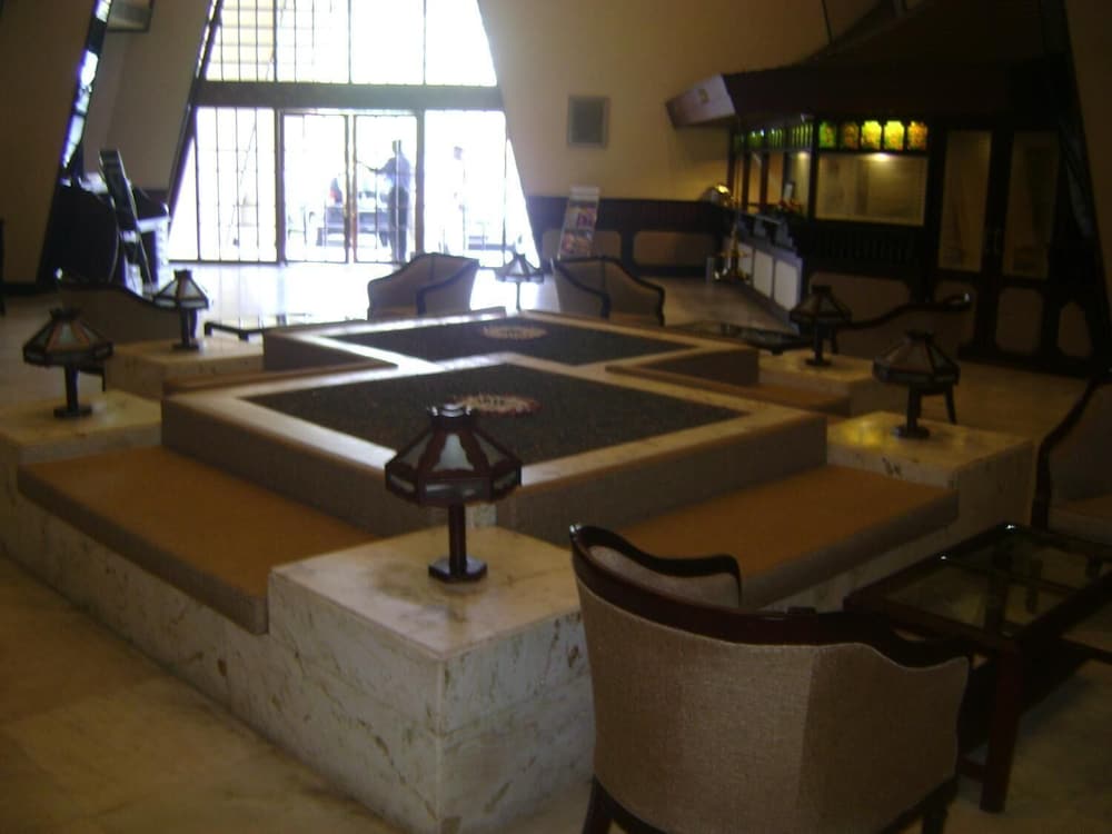 MALABAR PALACE 23/39