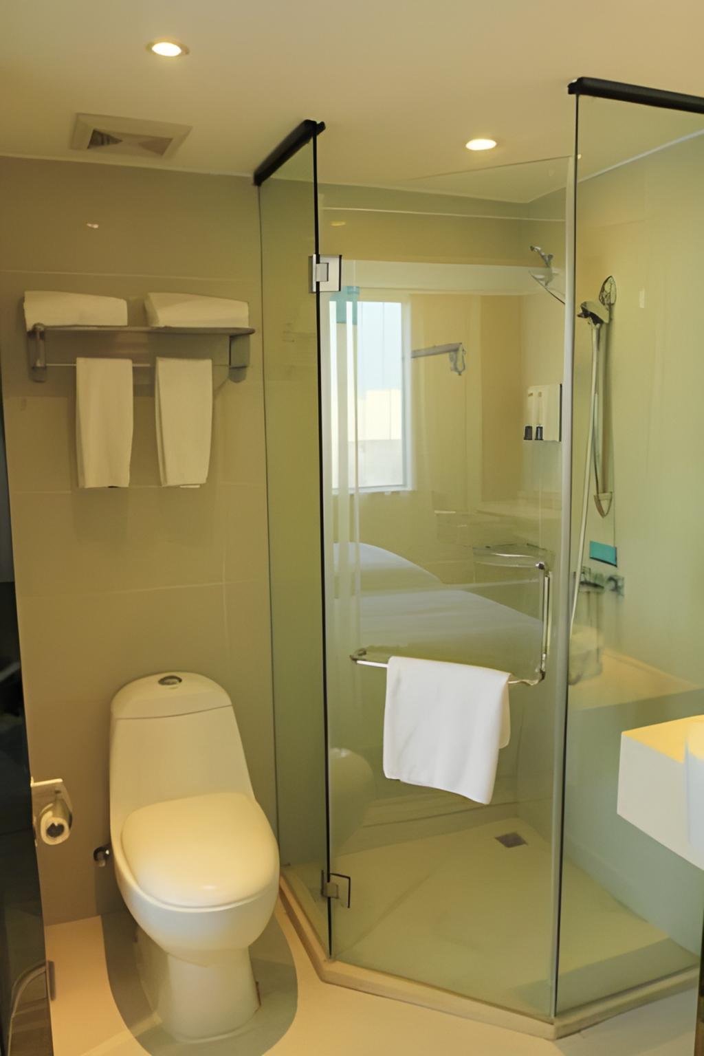 City Comfort Inn Laibin Liulai 32/33
