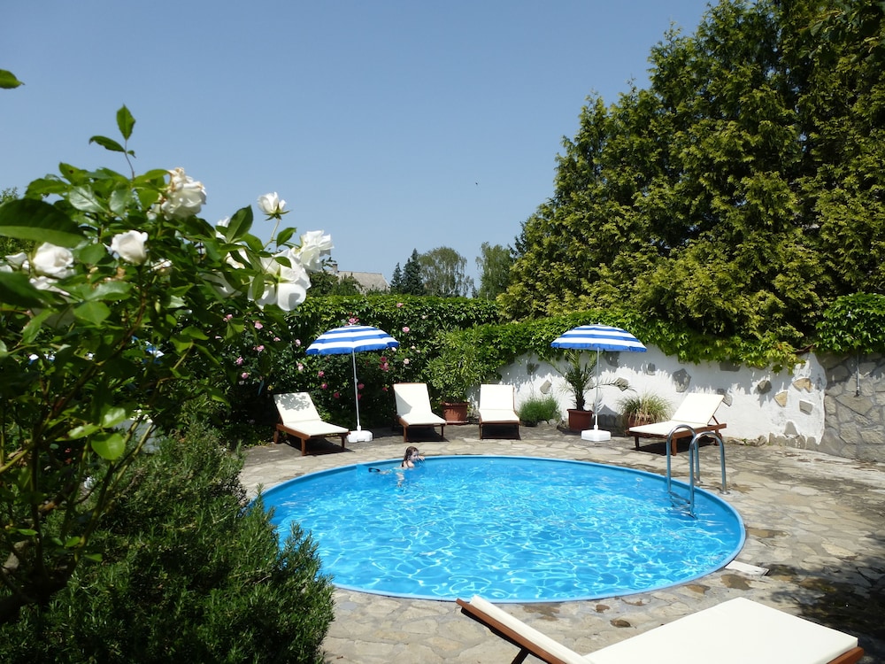 Albergo Giardino 43/50