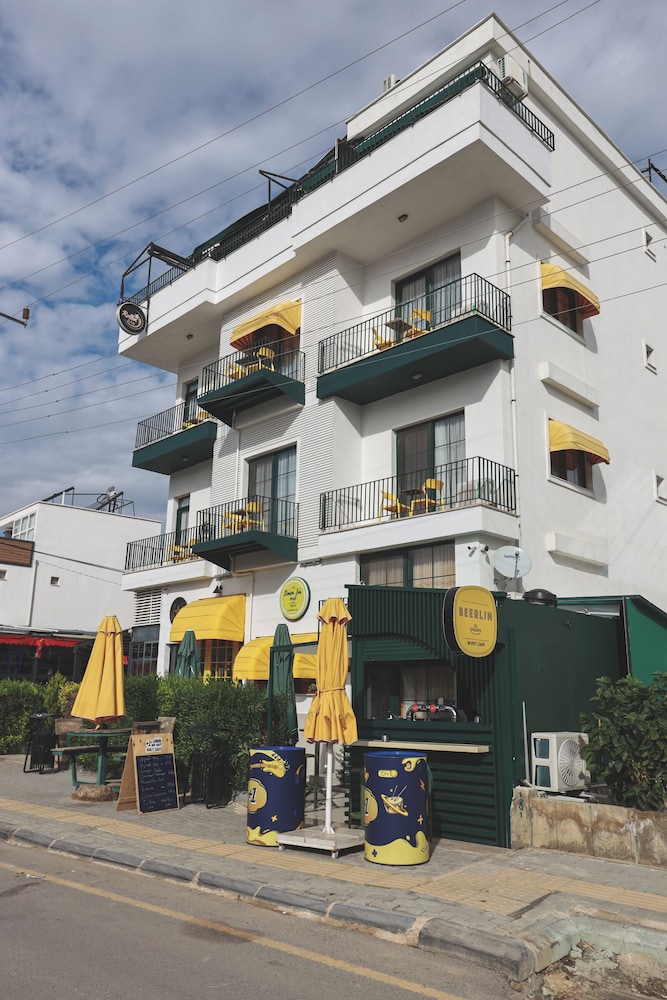 Limon Inn Hotel 3/60