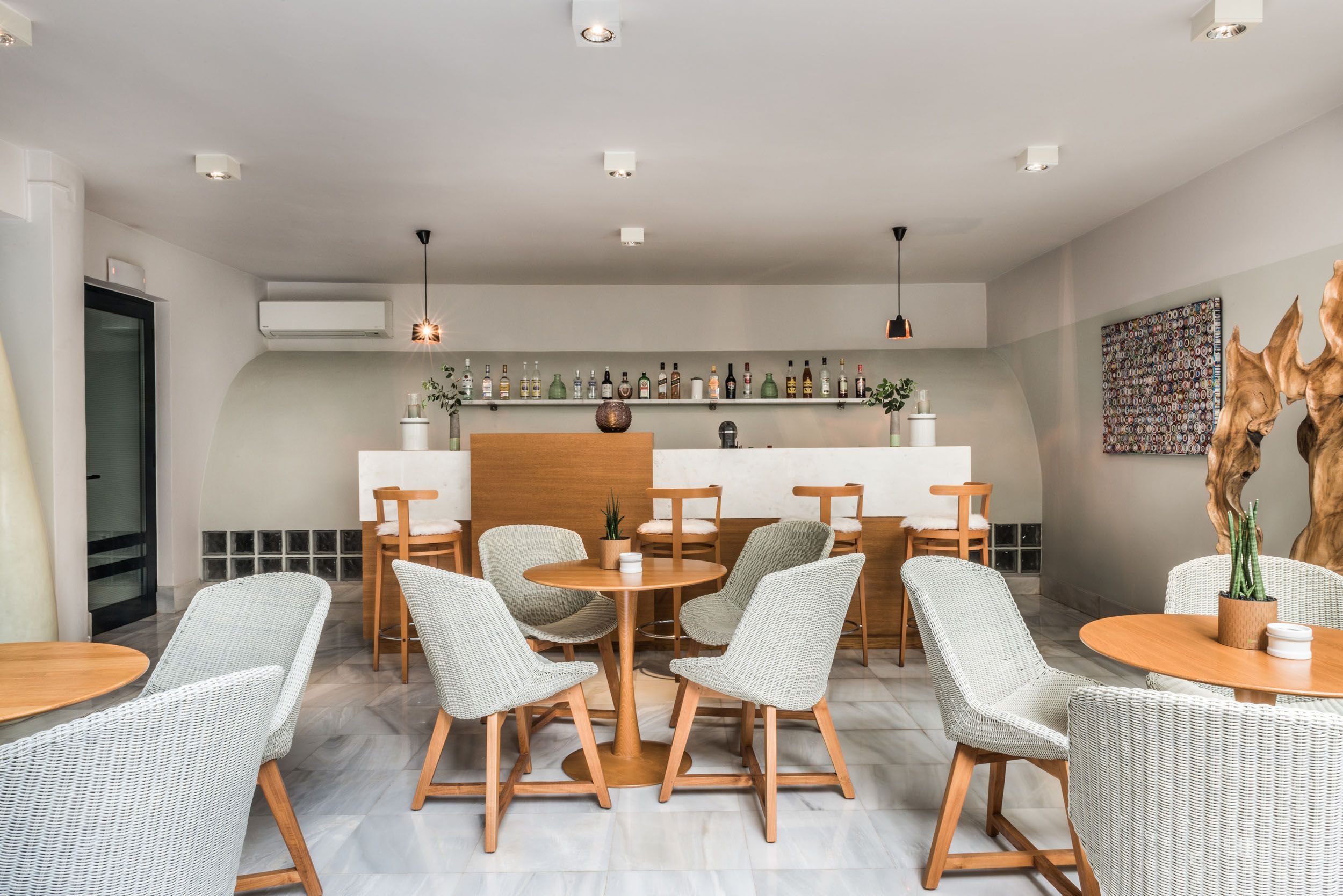 Avra City Boutique Hotel 40/43