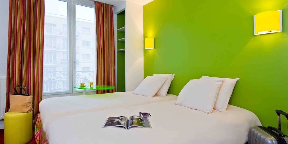 ibis Styles Asnieres Centre 25/78