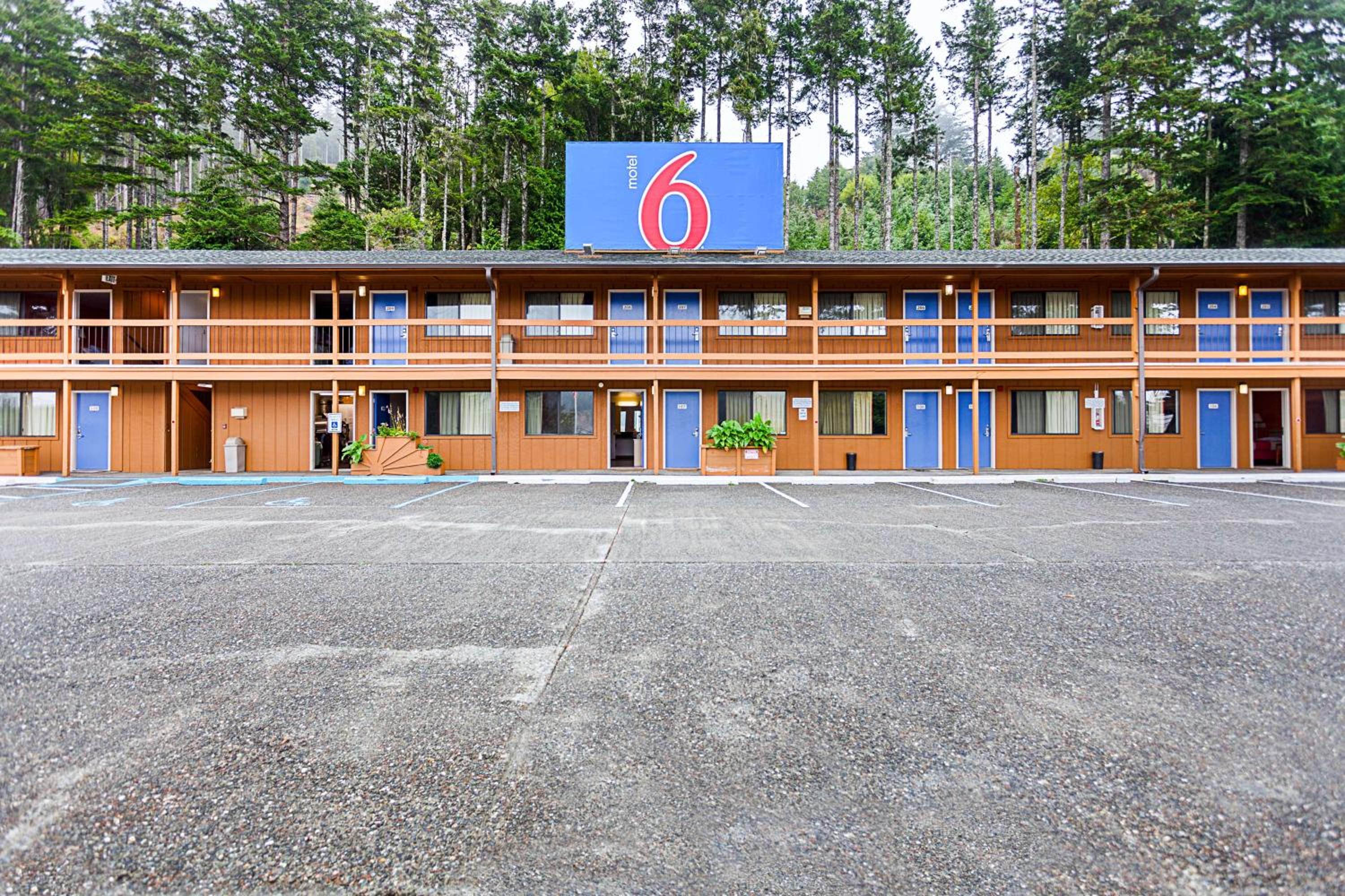 Motel6 Gold Beach, OR image
