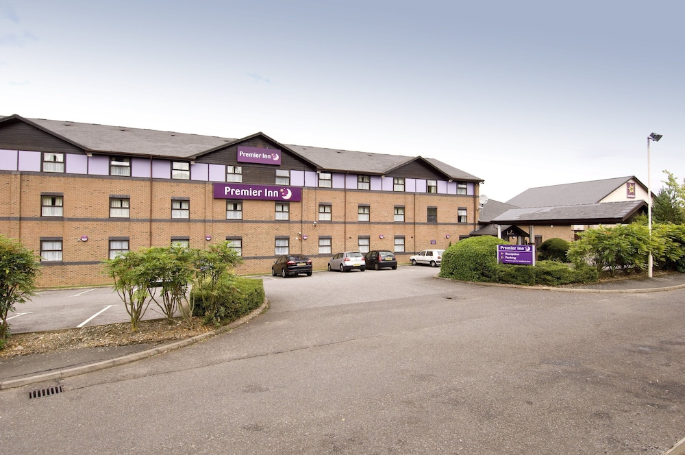 PREMIER INN HEMEL HEMPSTEAD WEST in DACORUM