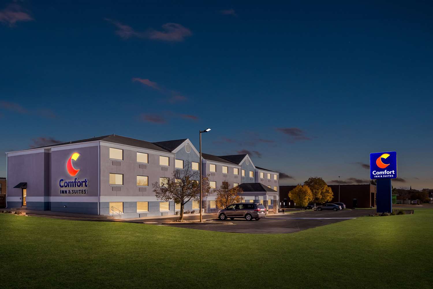 Comfort Inn & Suites Mason City IA secondary