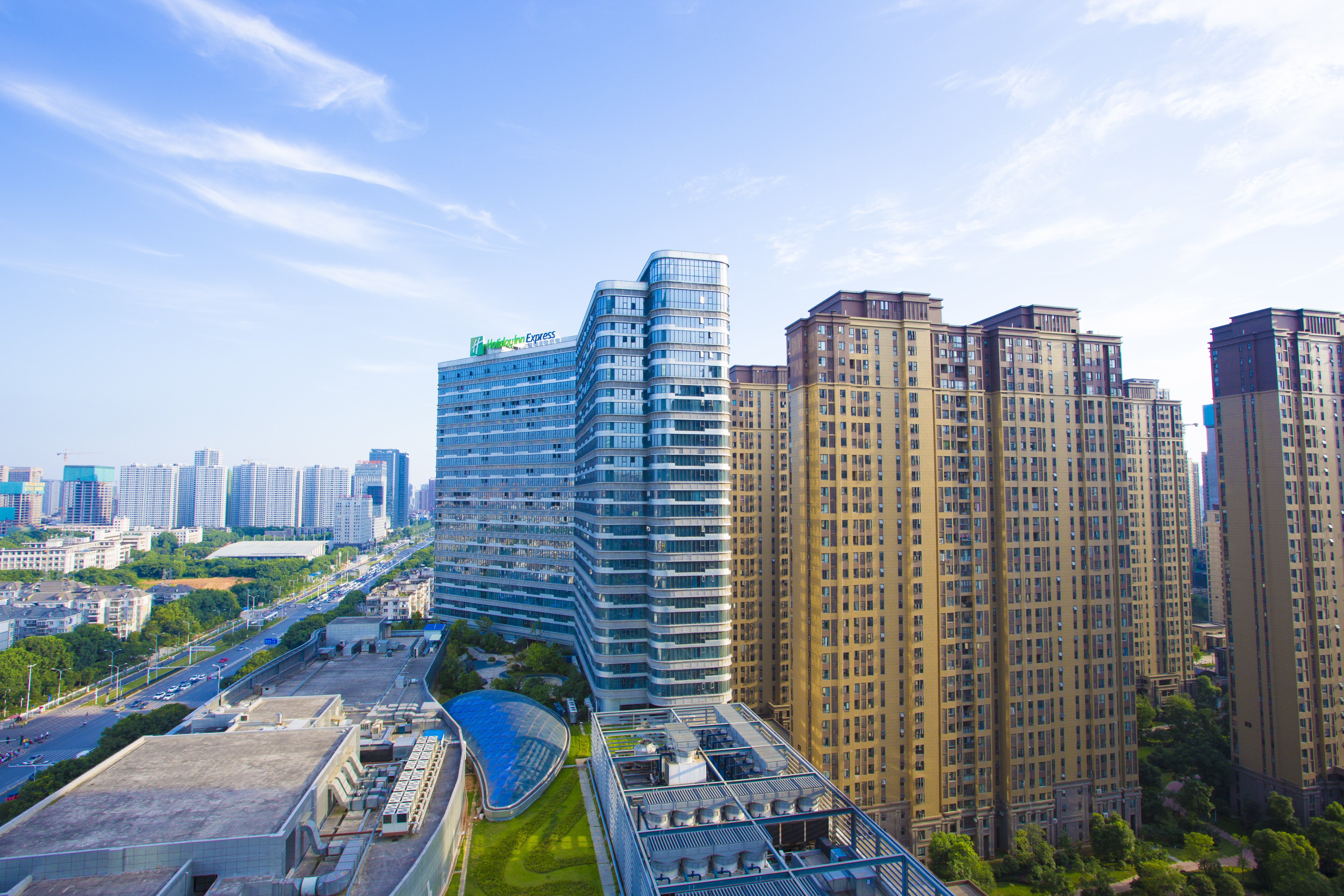Holiday Inn Express Wuhan Optical Valley 9/63