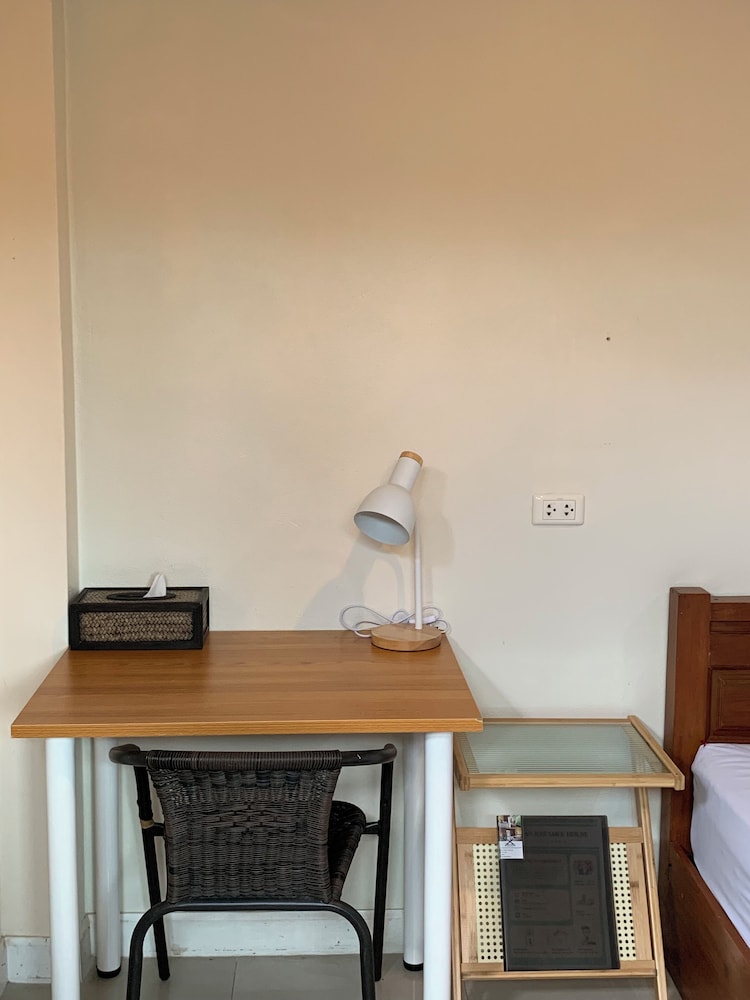 Baan Baramee Guesthouse 12/50