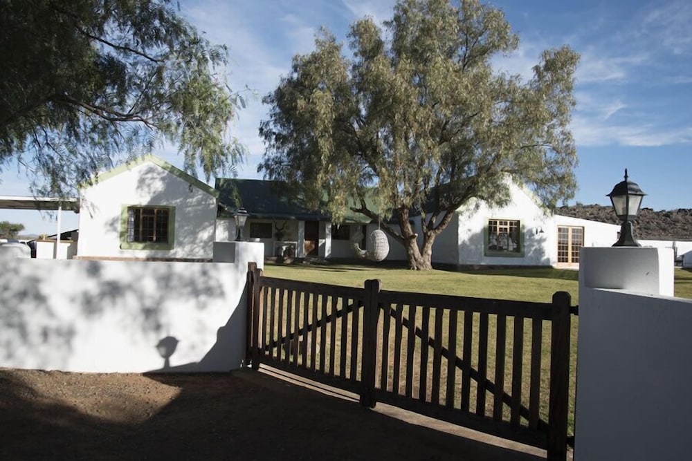 Sweetfontein Boutique Farm Lodge 27/29