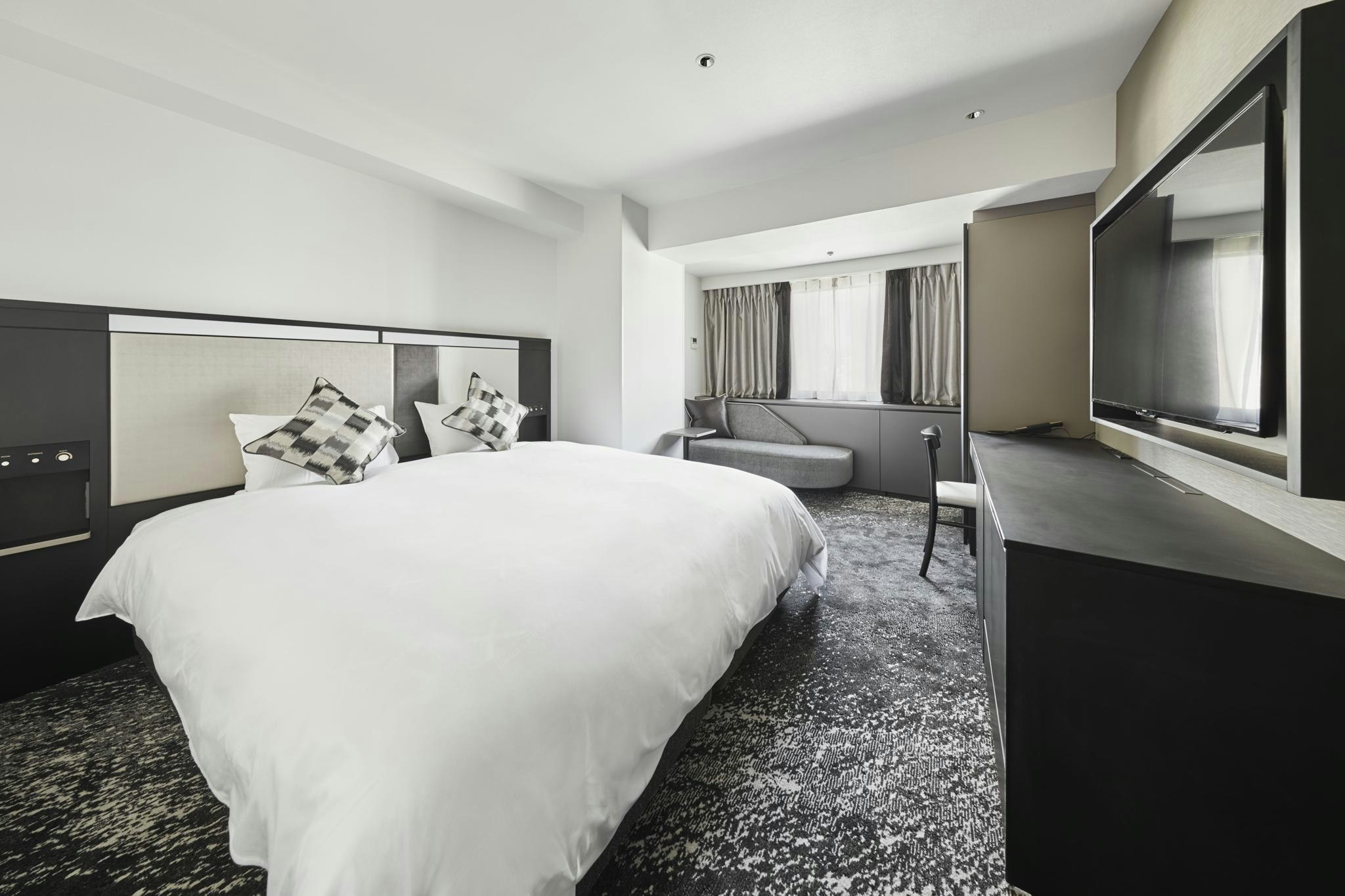 Deluxe, Double Bed