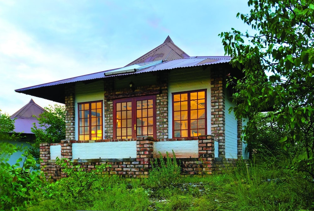 Etosha Safari Lodge 4/63