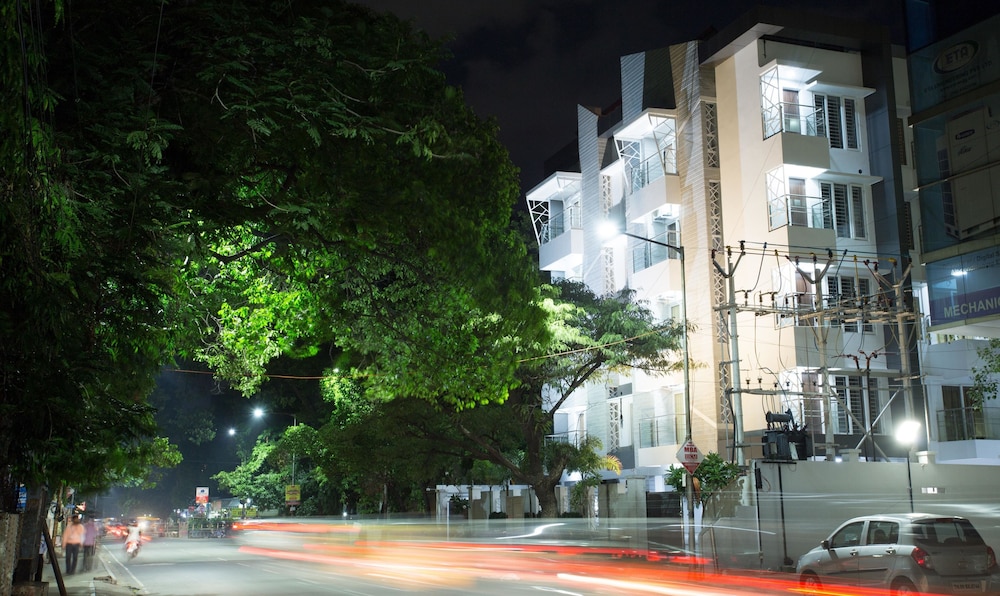 Treebo Trend Pechis Castle in CHENNAI (MADRAS)
