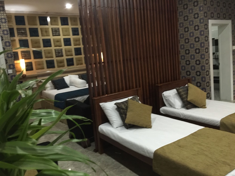 Ayaana Boutique Hotel 26/45