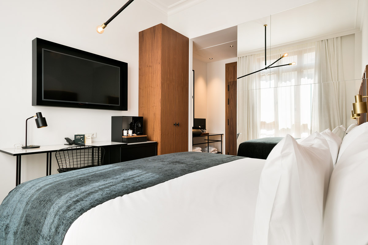 Exterior, Yurbban, Double Bed