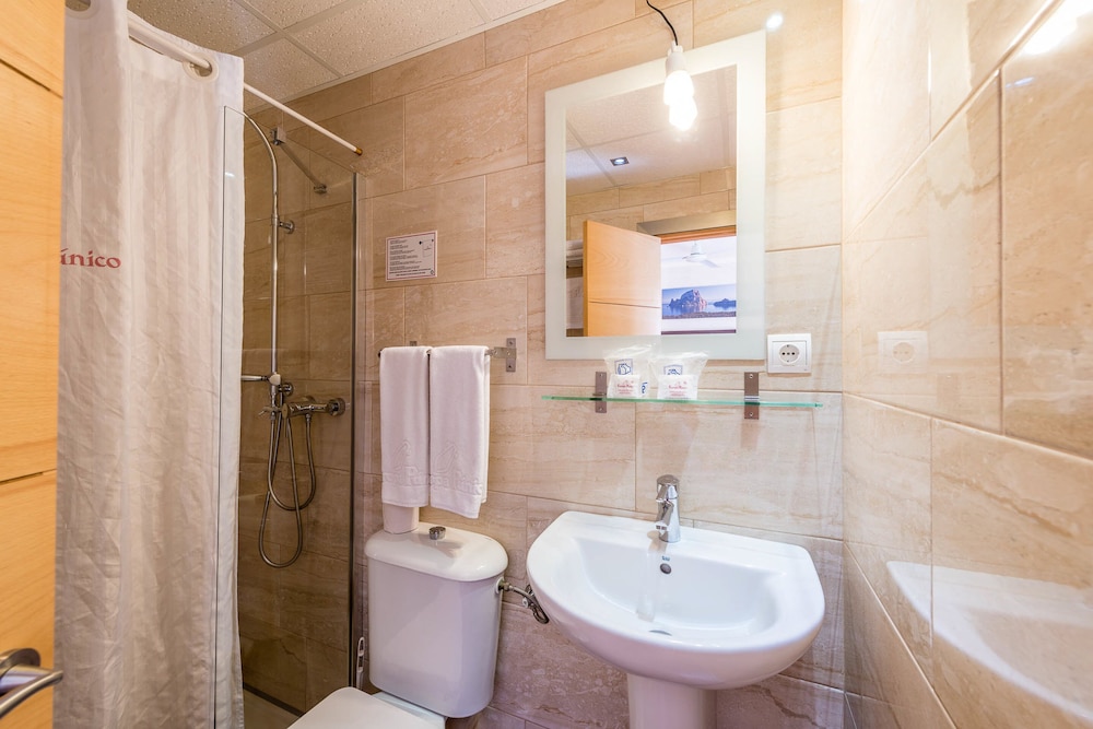 Hostal Europa Punico 8/29