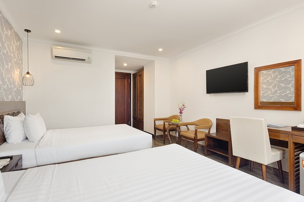 Grand Seaview Hotel 13/68