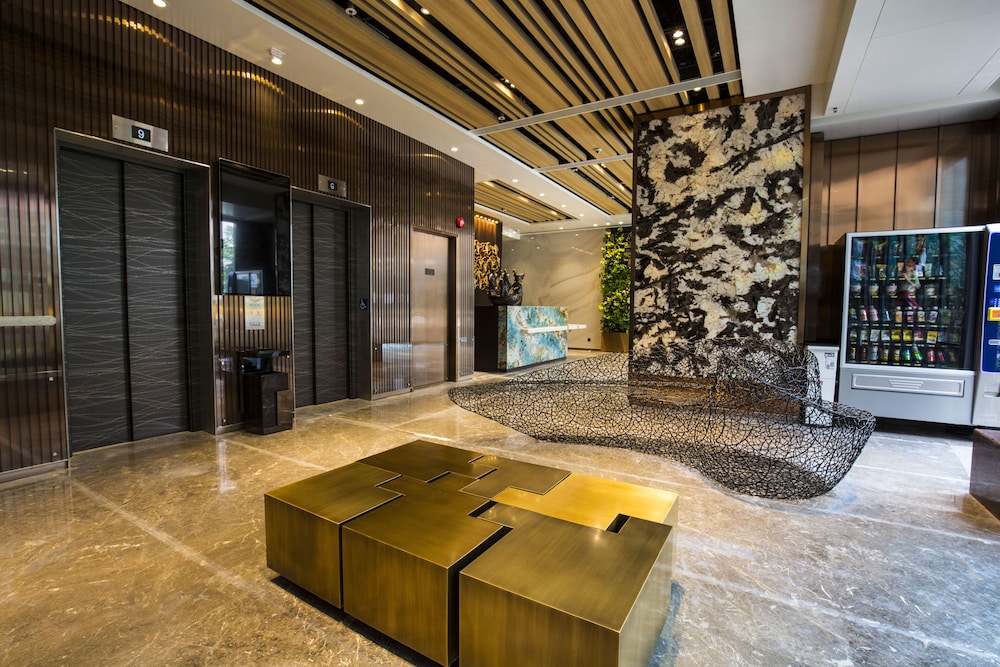 E Hotel Hong Kong 10/50
