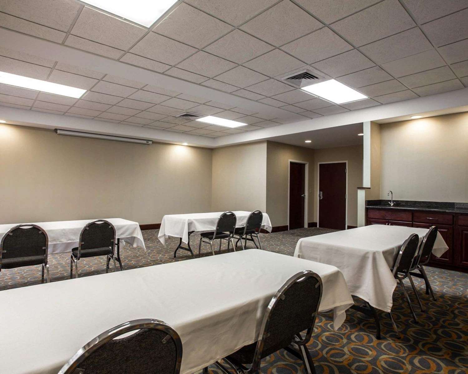Comfort Inn and Suites Lumberton Central I-95 14/15